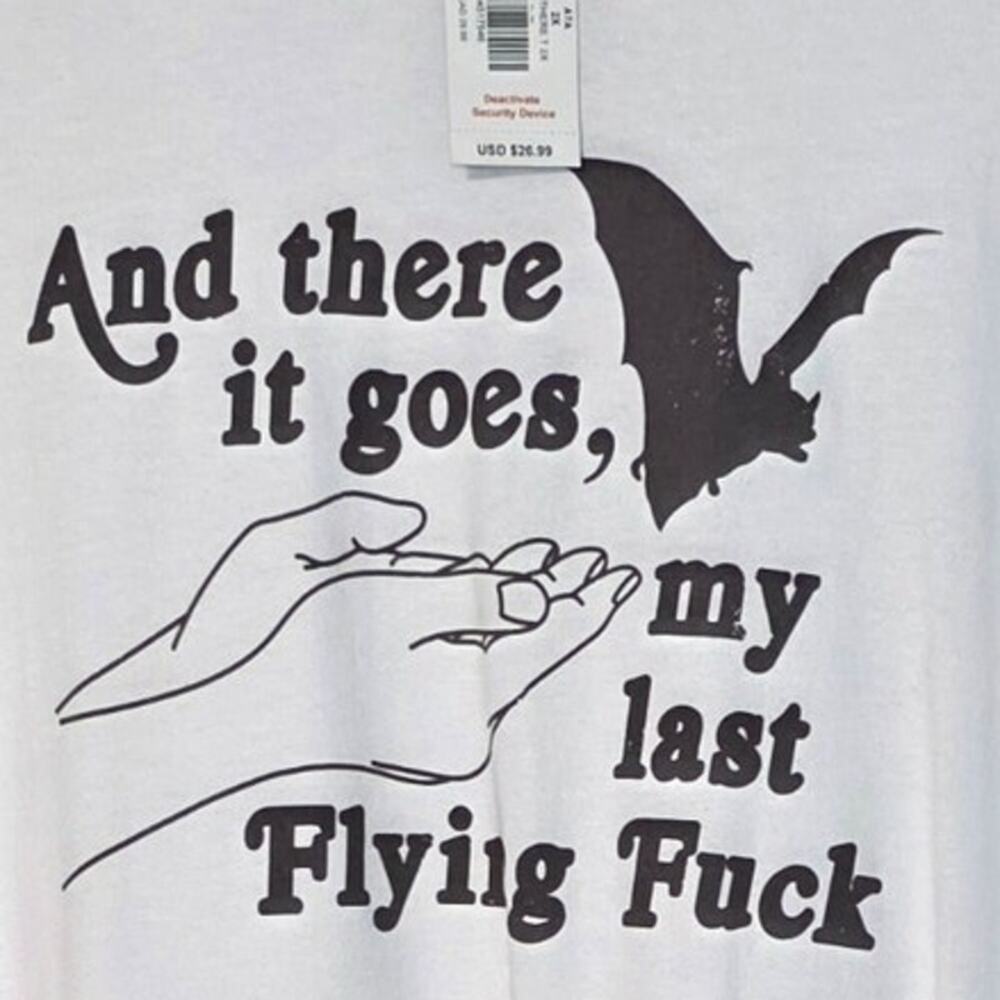 Spencer's Bat shirt Last Flying F White Graphic Short Sleeve Adults Size 2XL New
